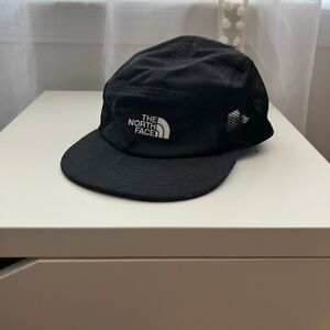 Kid’s The North Face Black Logo Cap